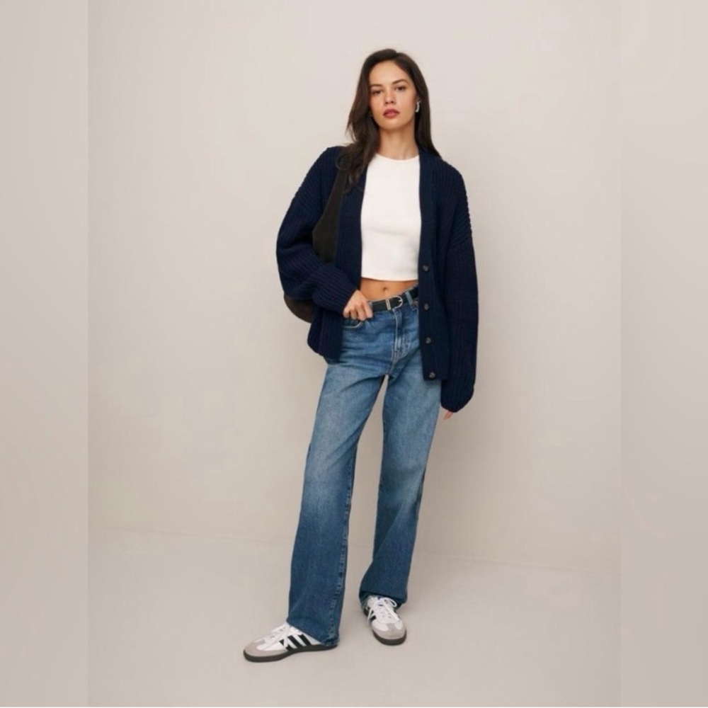 Reformation Maya Cotton Cashmere
Oversized Cardigan - Picture 2 of 9
